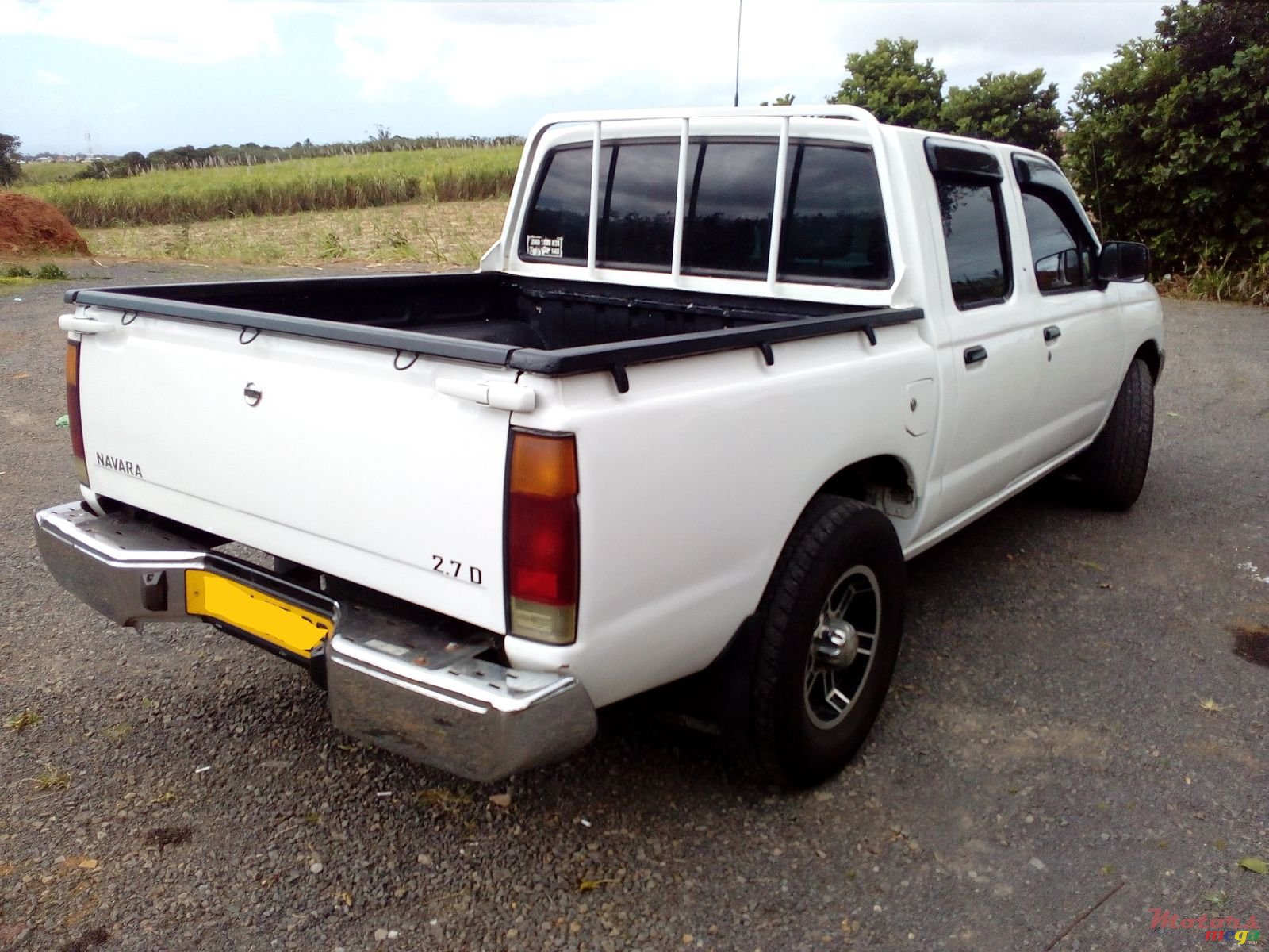 1999' Nissan Navara photo #4