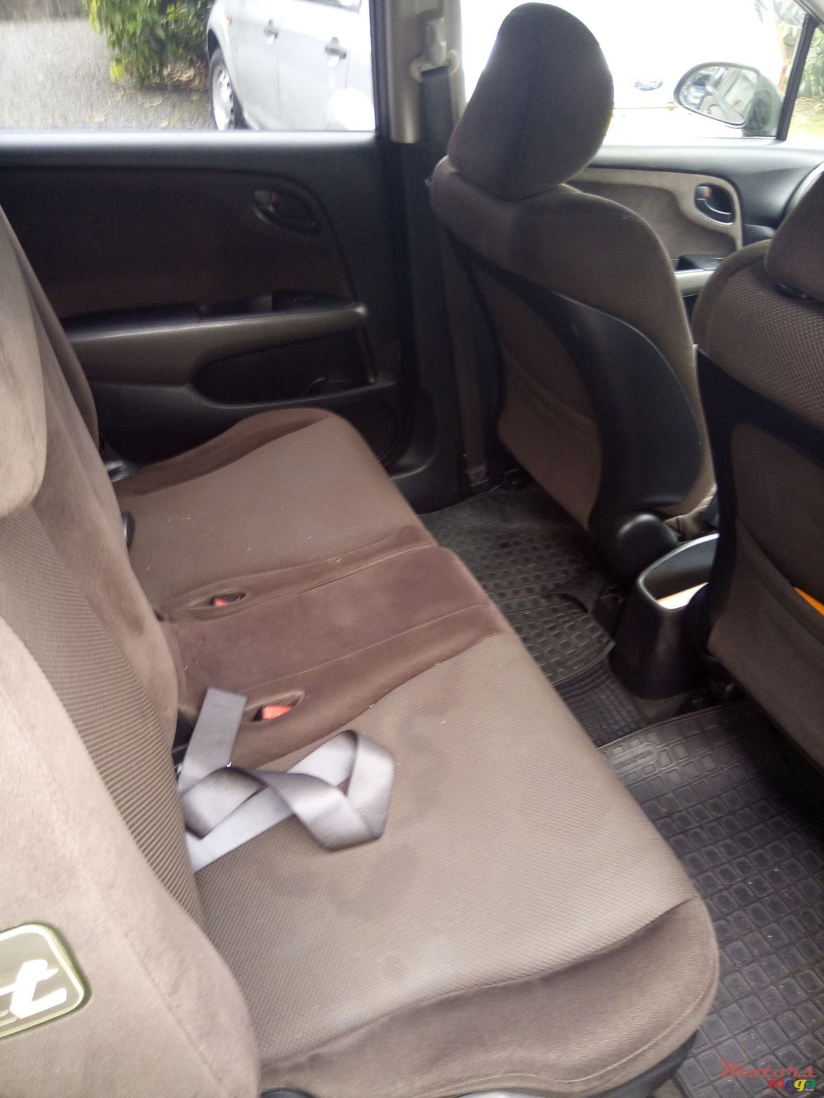 2006' Honda Stream photo #4