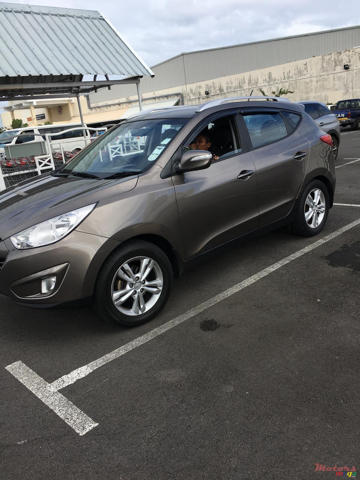 2010' Hyundai ix35 photo #4