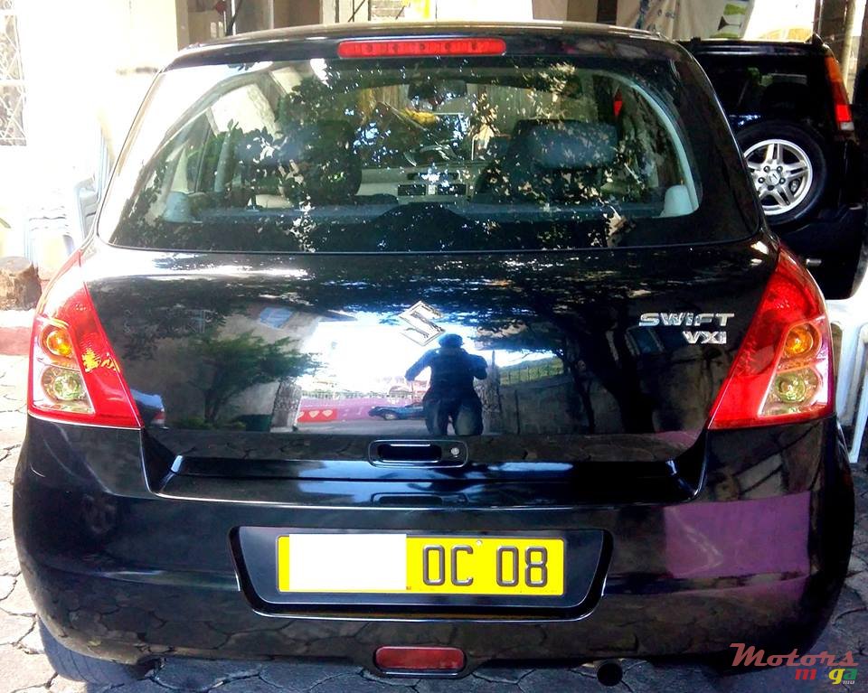 2008' Suzuki photo #2