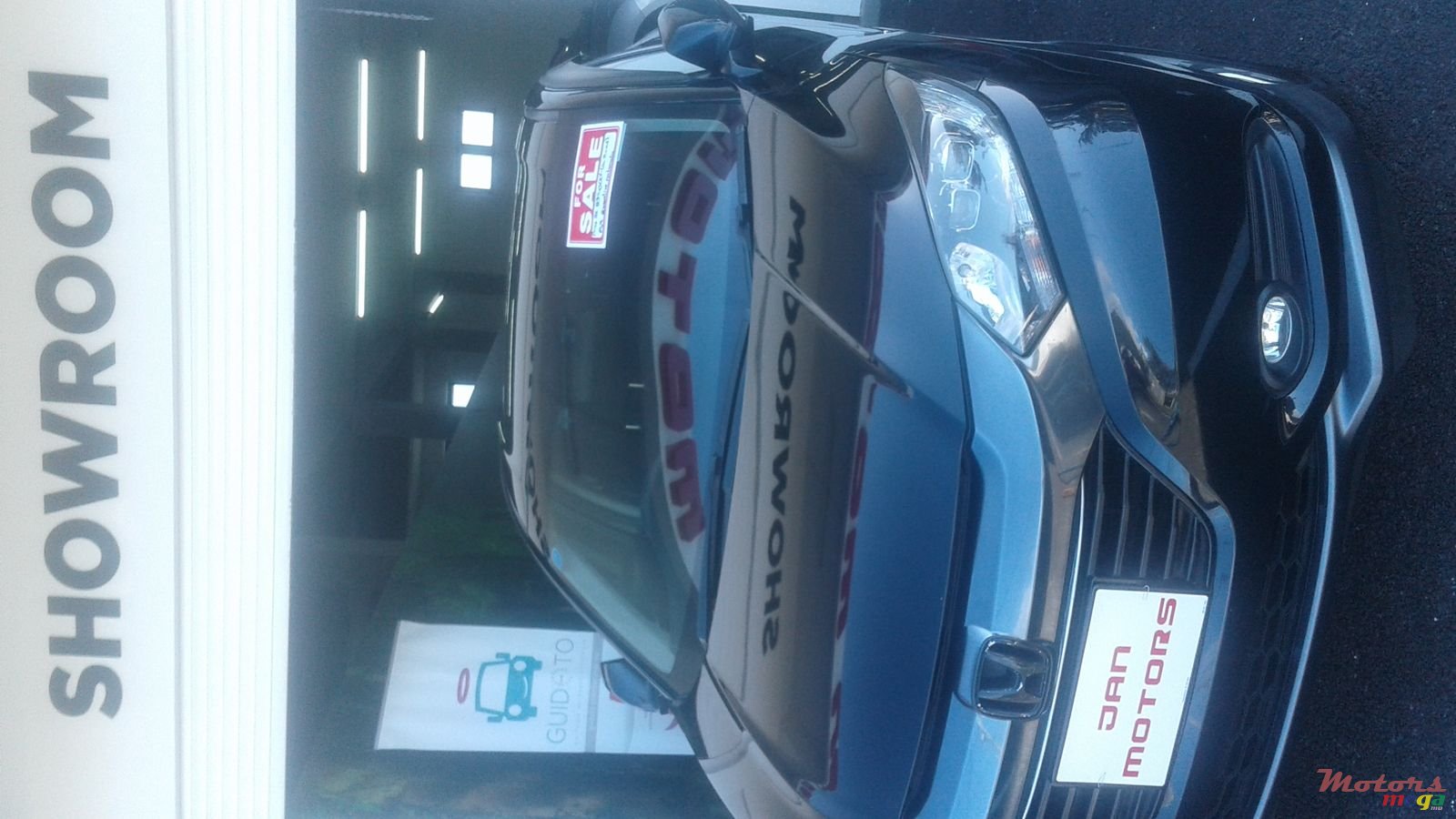 2015' Honda Vezel X Hybrid photo #6