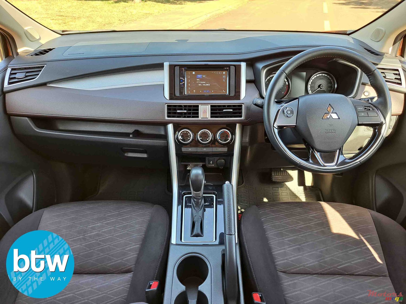 2021' Mitsubishi photo #6