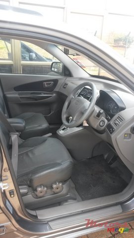 2007' Hyundai Tucson photo #4
