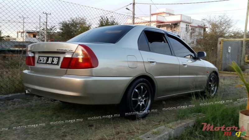 1998' Mitsubishi photo #2