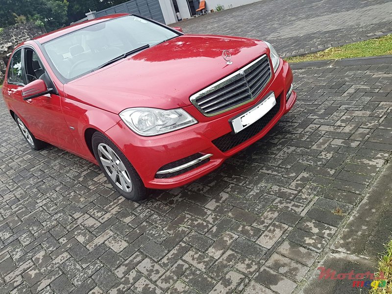 2012' Mercedes-Benz C-Class c 180 turbo photo #1