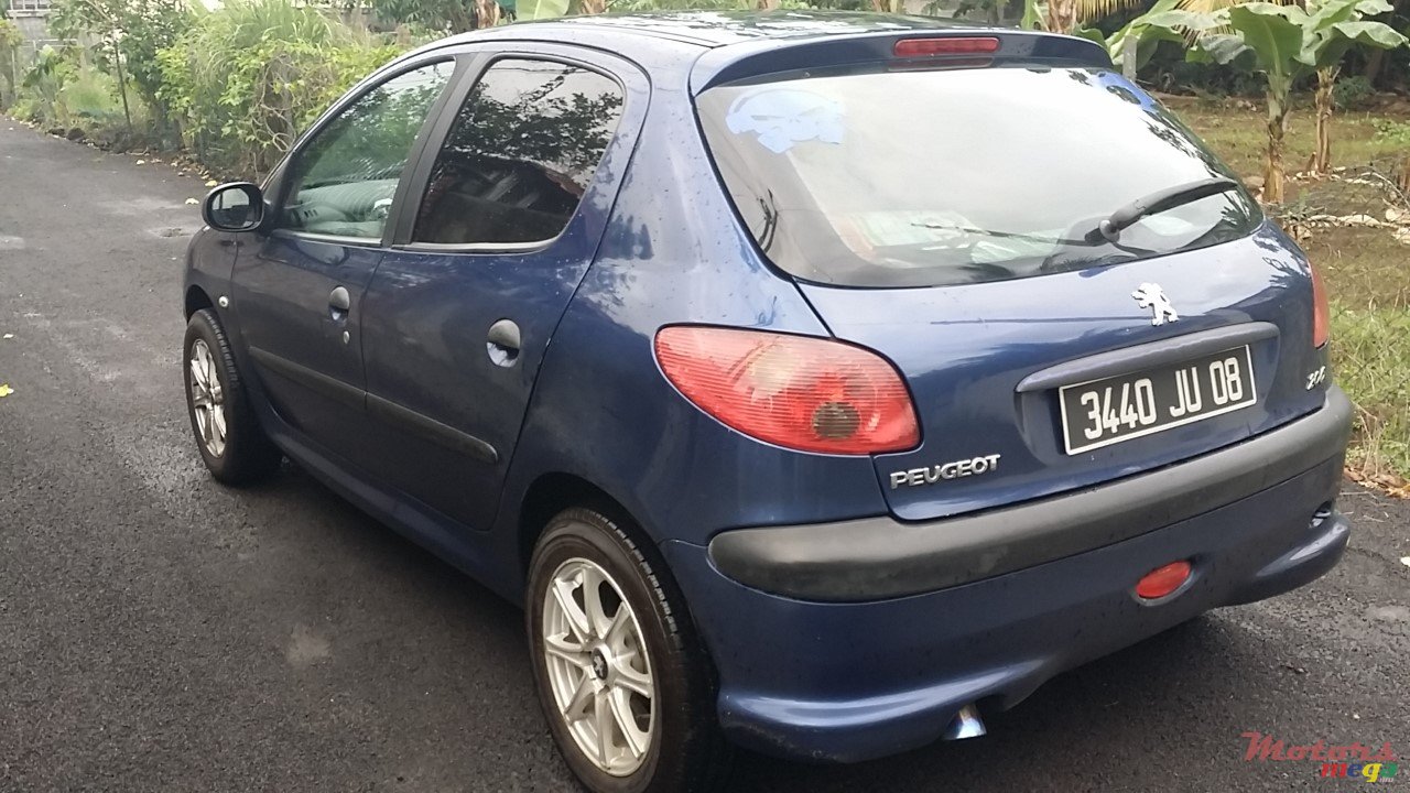2008' Peugeot 206 photo #2