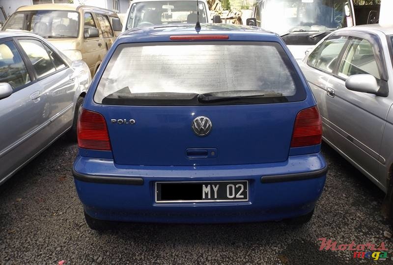 2002' Volkswagen Polo photo #4