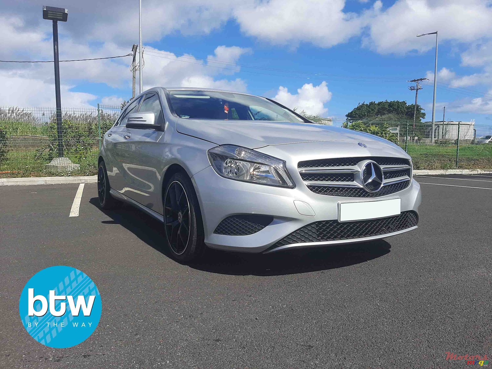 2014' Mercedes-Benz A 200 photo #1