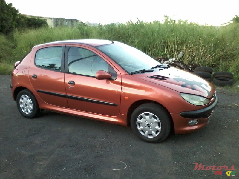 2000' Peugeot 206 photo #4