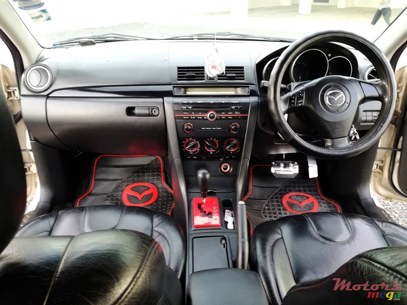 2005' Mazda 3 Auto 1.6L JAPAN photo #3