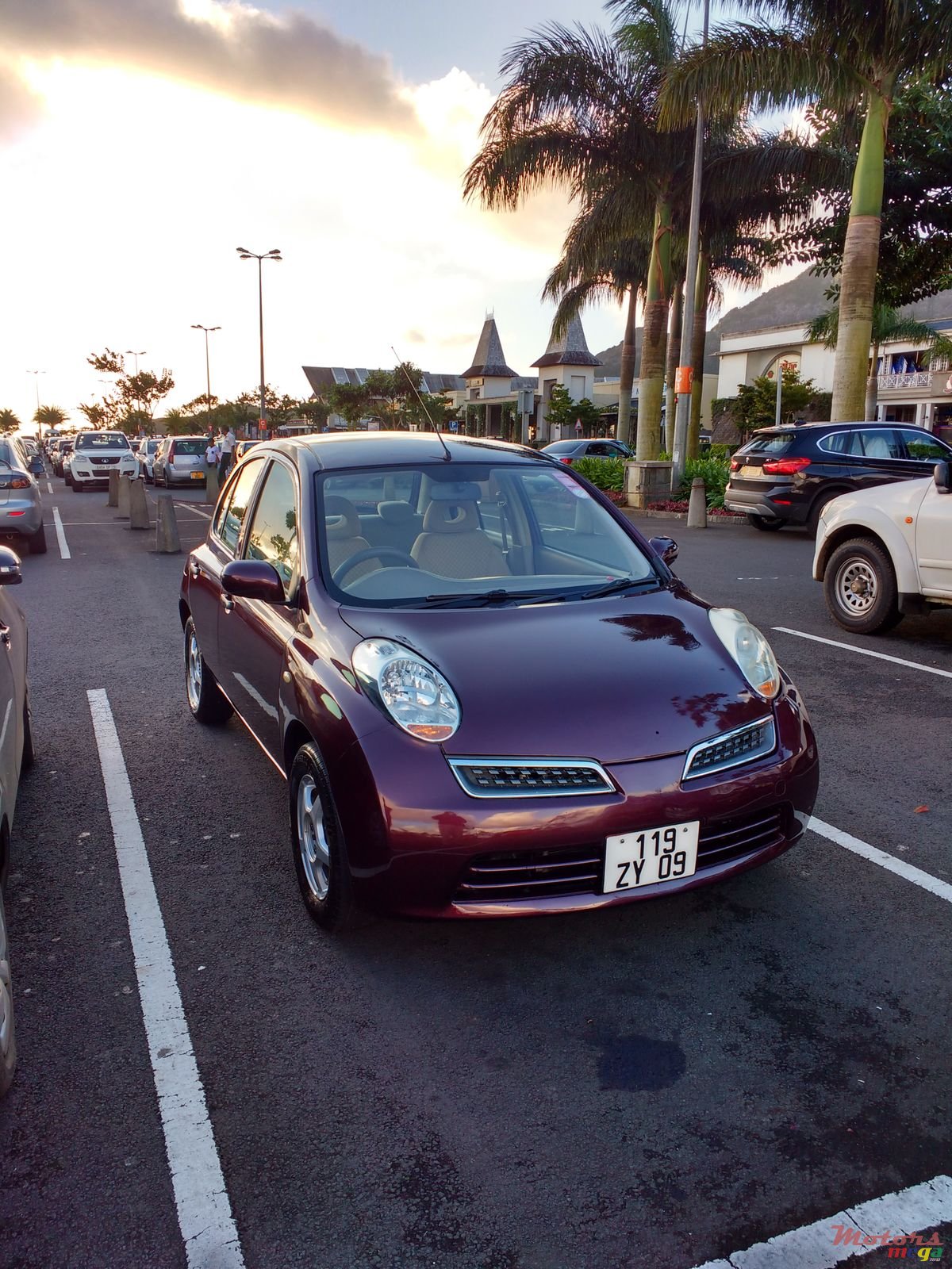 2009' Nissan March photo #3