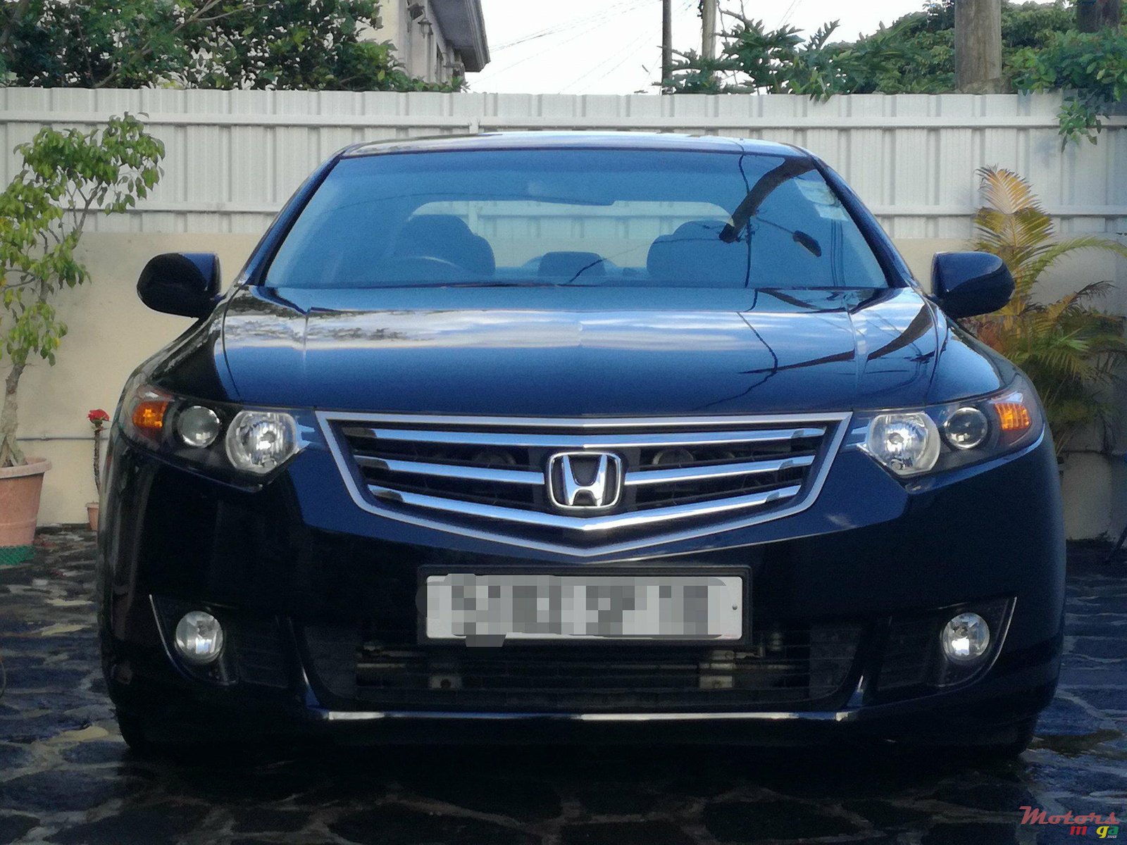 2010' Honda Accord photo #1