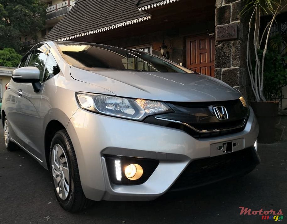 2013' Honda Fit photo #2