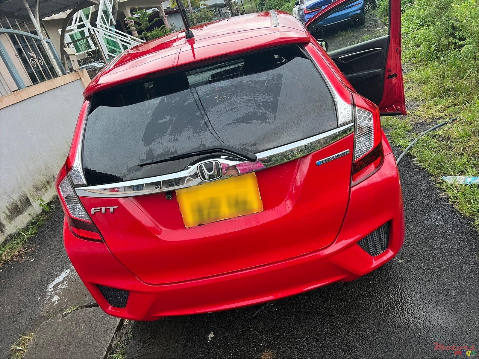 2014' Honda Fit Hybrid photo #4