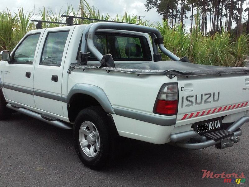 2004' Isuzu KB300 TDI LX 4*4 photo #3