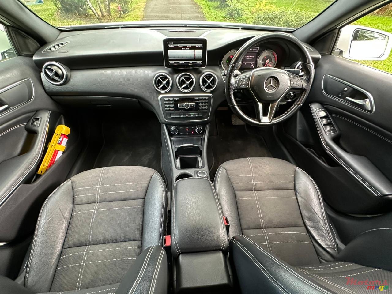 2013' Mercedes-Benz A180 photo #5