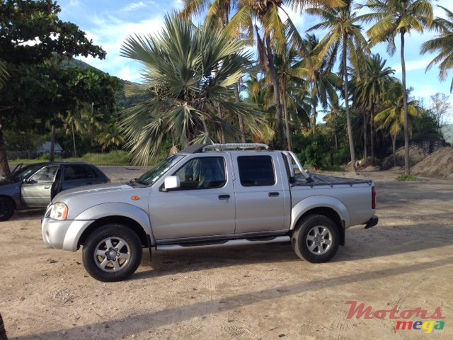 2007' Nissan Hardbody photo #1