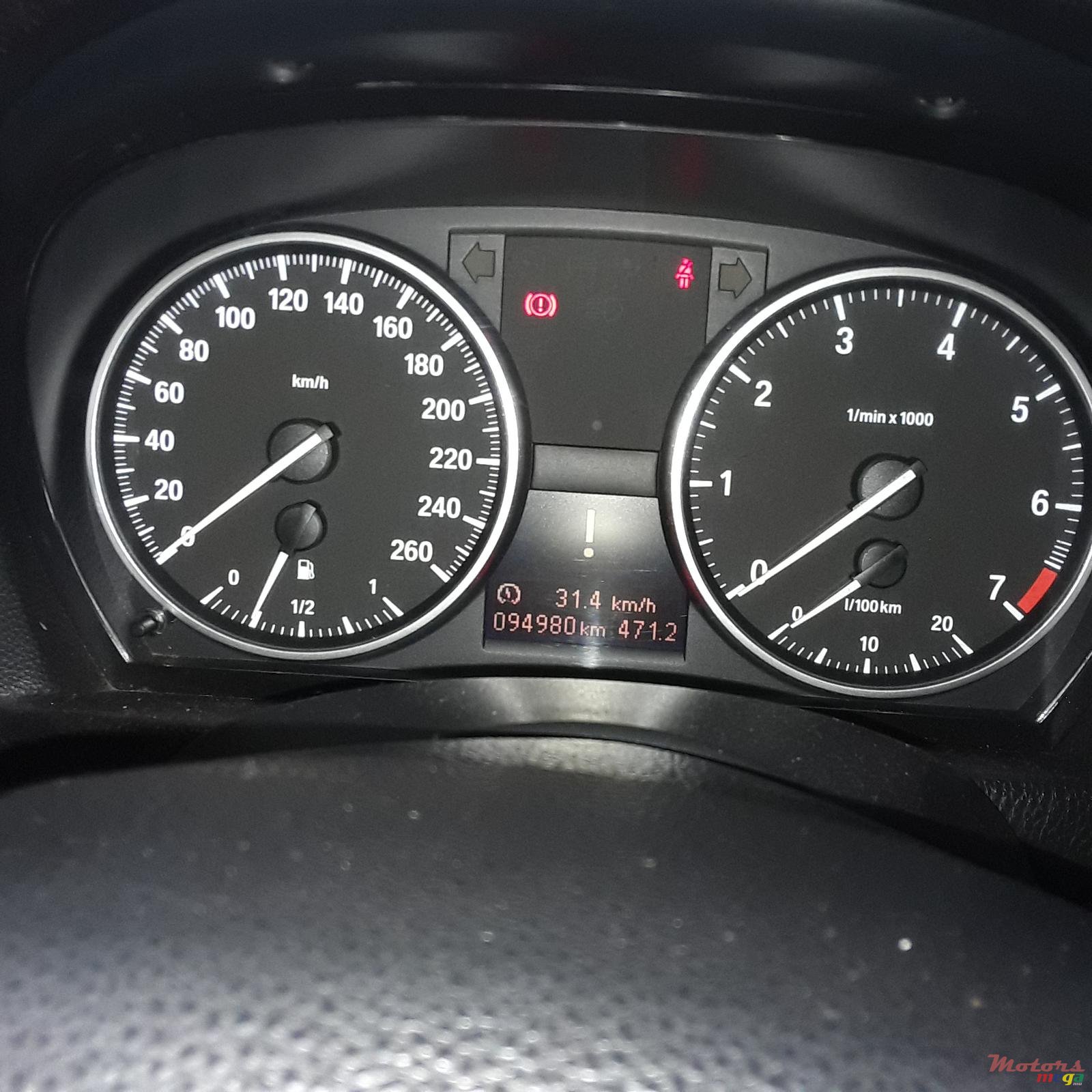 2009' BMW 316 photo #2