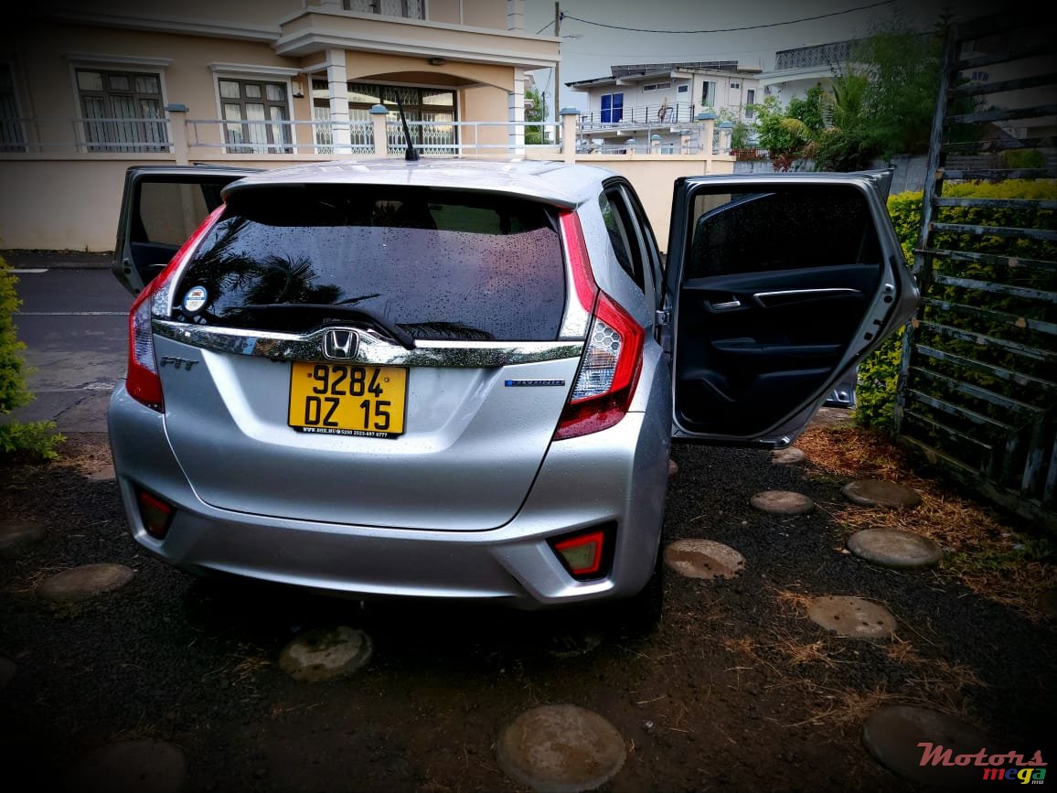 2015' Honda Fit Jant cosmic photo #4