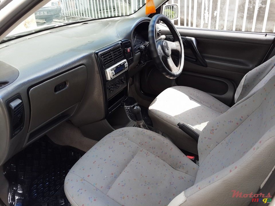 1998' Volkswagen Polo 6n1 photo #3