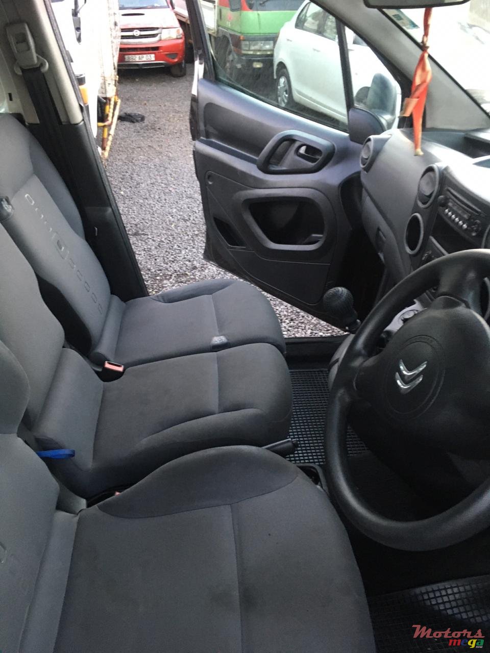 2014' Citroen berlingo photo #5