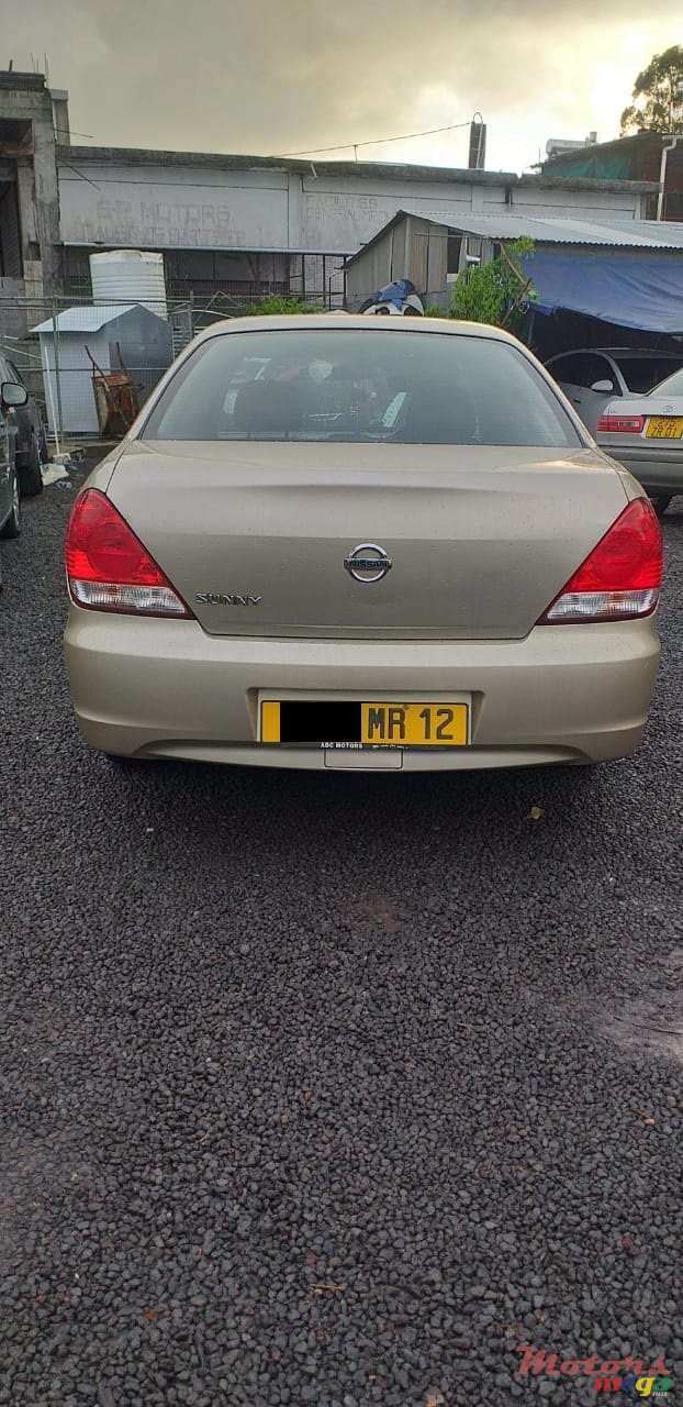 2012' Nissan Sunny photo #4