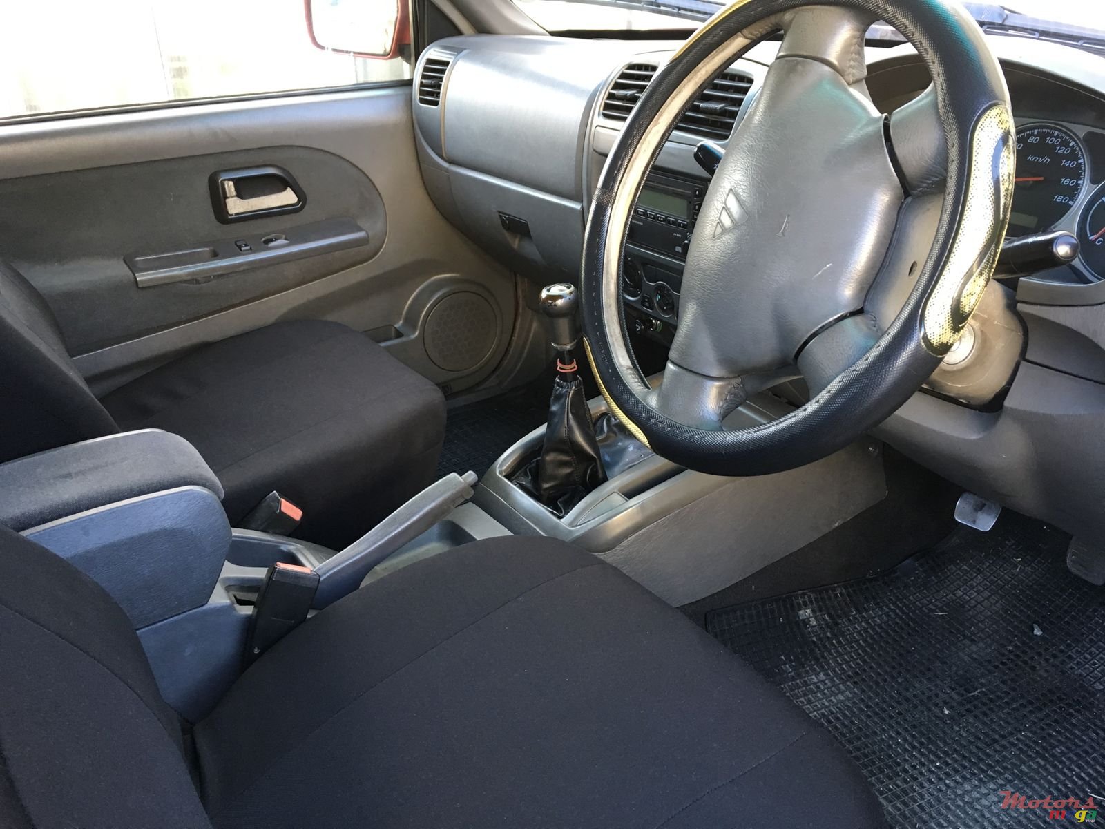 2012' Foton photo #3