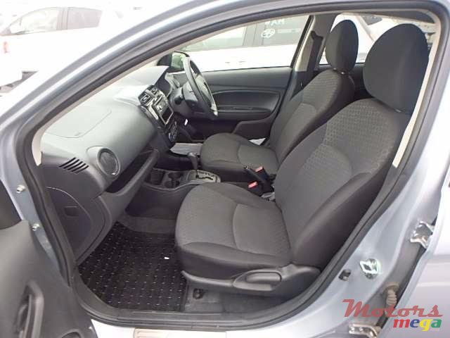 2012' Mitsubishi Mirage SEMI RS photo #6