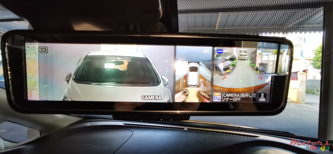 2018' Nissan Note E-power photo #3