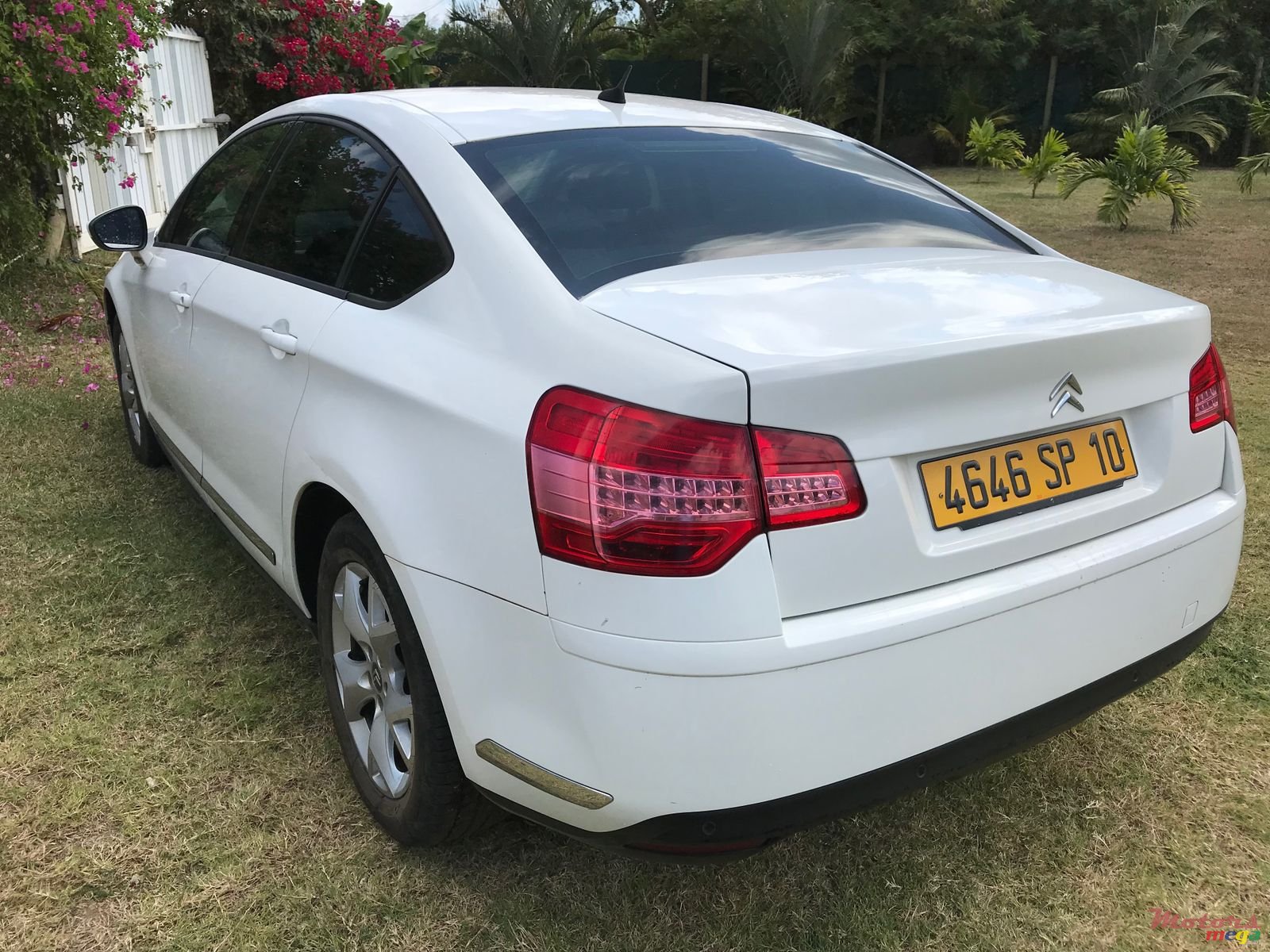 2010' Citroen C5 1,6T photo #5