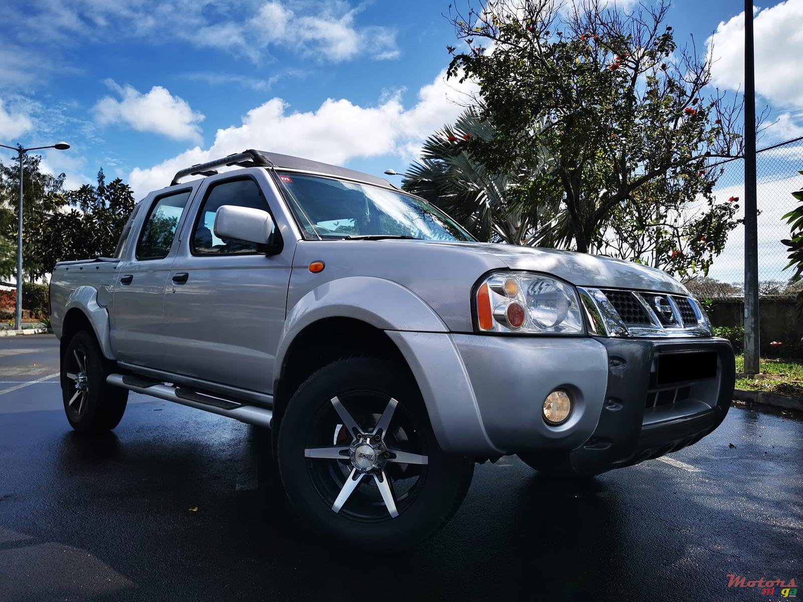 2008' Nissan Hardbody Predator photo #1