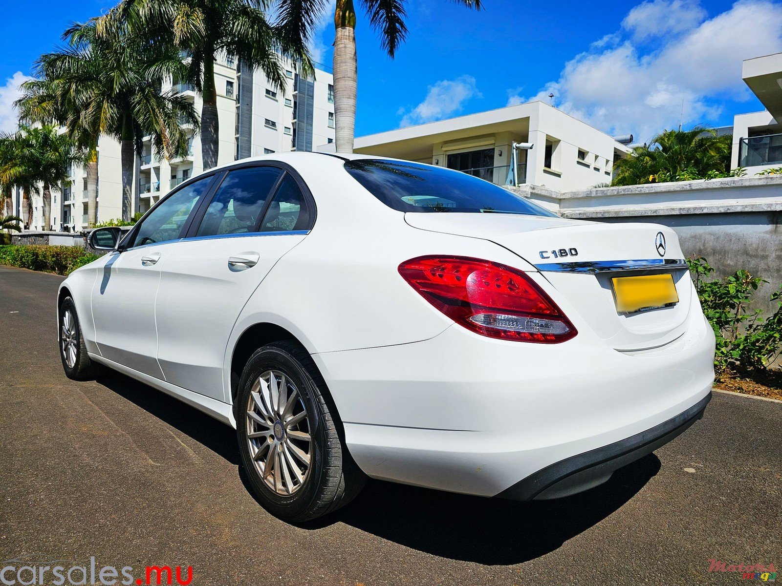 2017' Mercedes-Benz C 180 Elegance photo #2