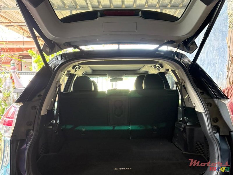 2017' Nissan X-Trail photo #3