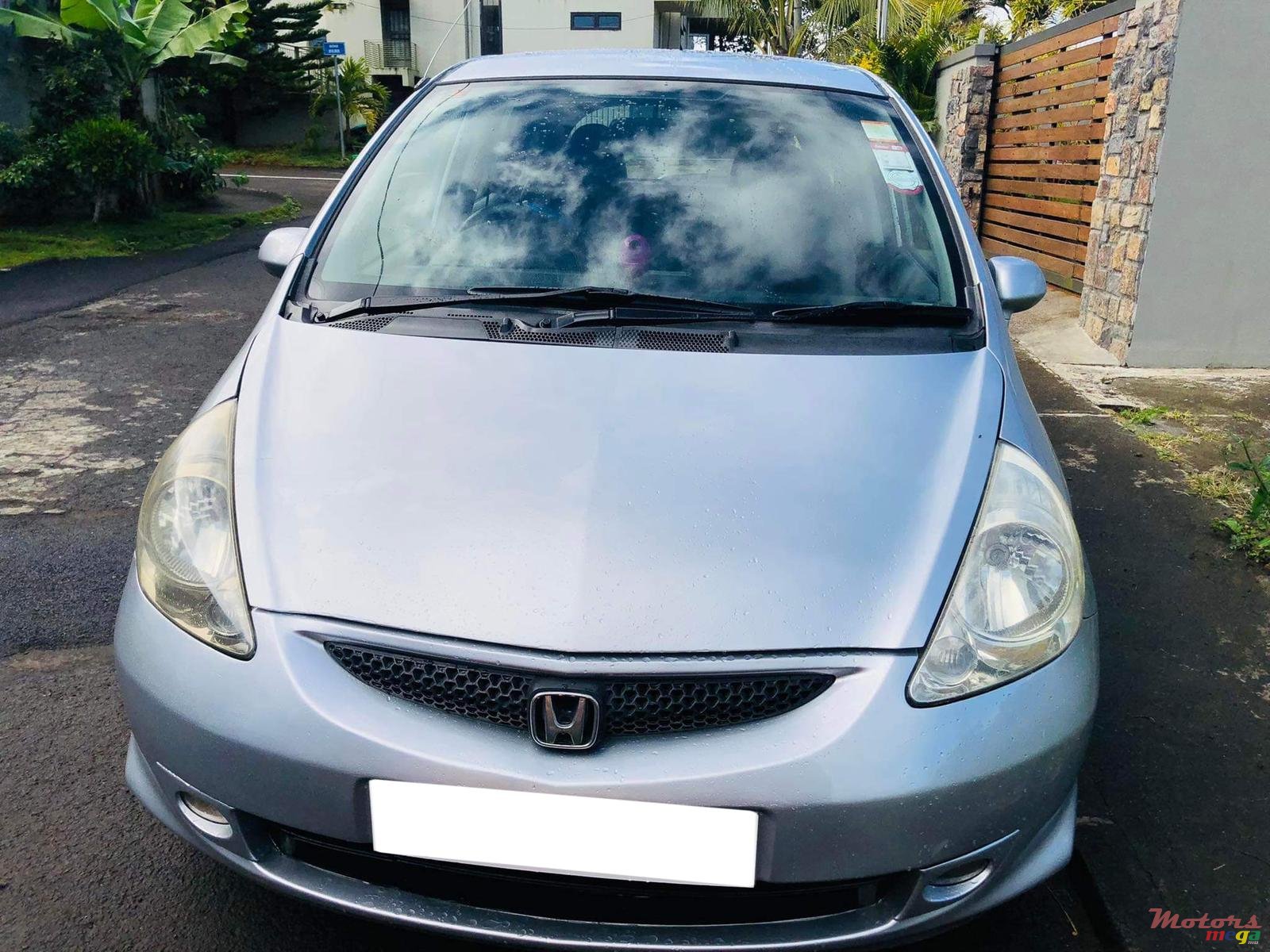 2006' Honda Fit photo #2