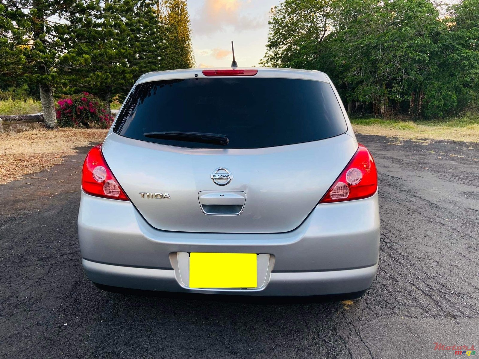 2006' Nissan Tiida photo #3