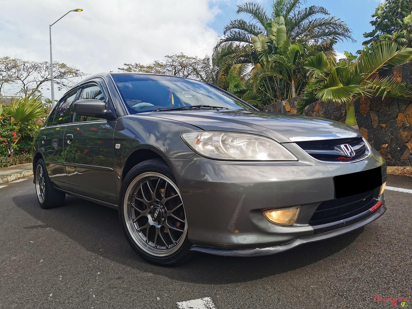 2005' Honda Civic Es5 photo #2