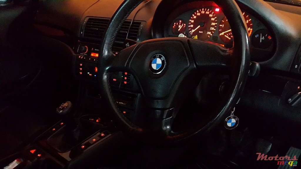 2000' BMW 318i (E46) photo #6
