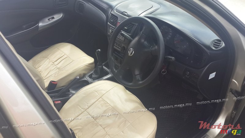 2003' Nissan N17 photo #5