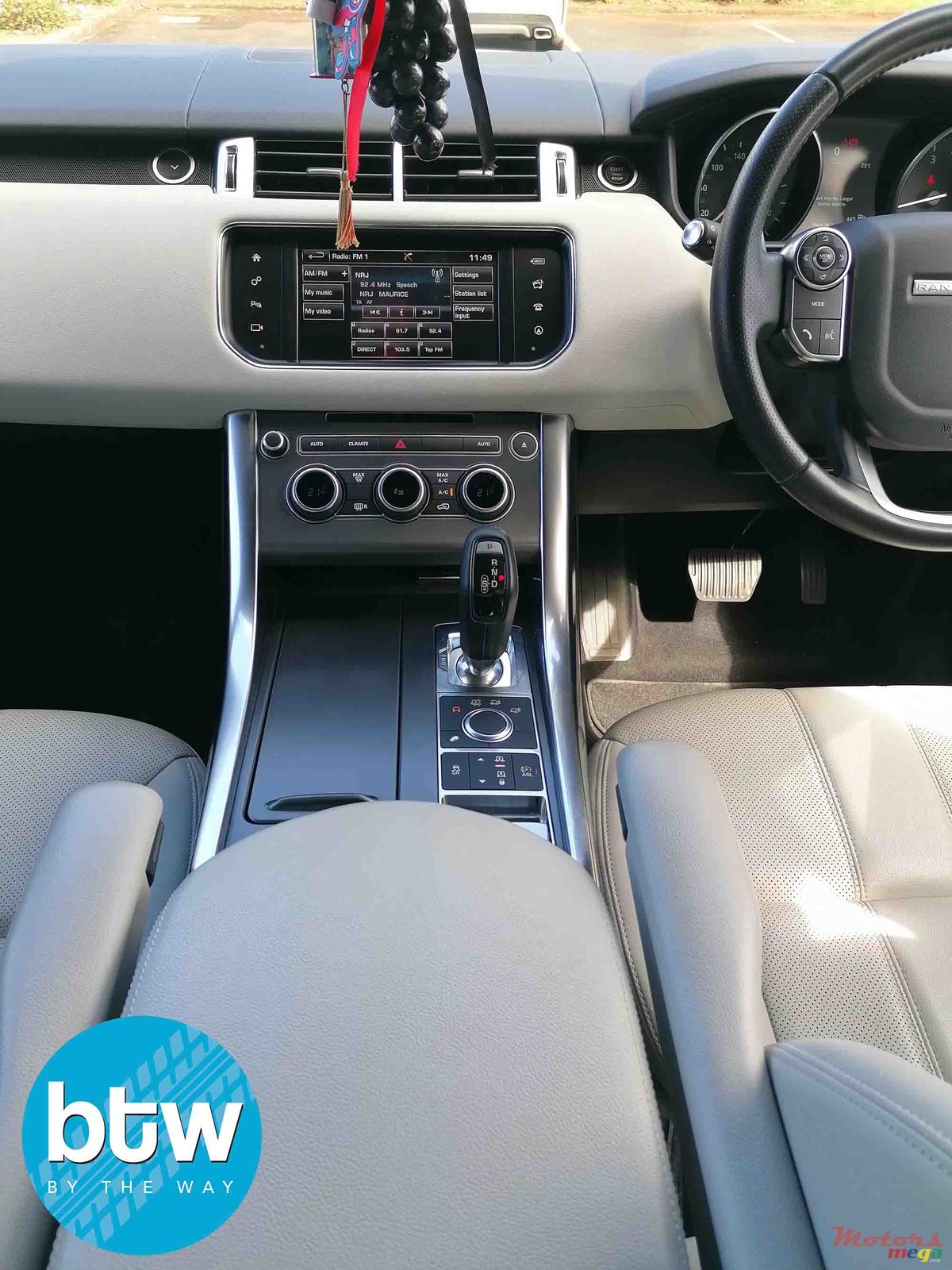 2016' Land Rover Range Rover Sport HSE SDV6 photo #6