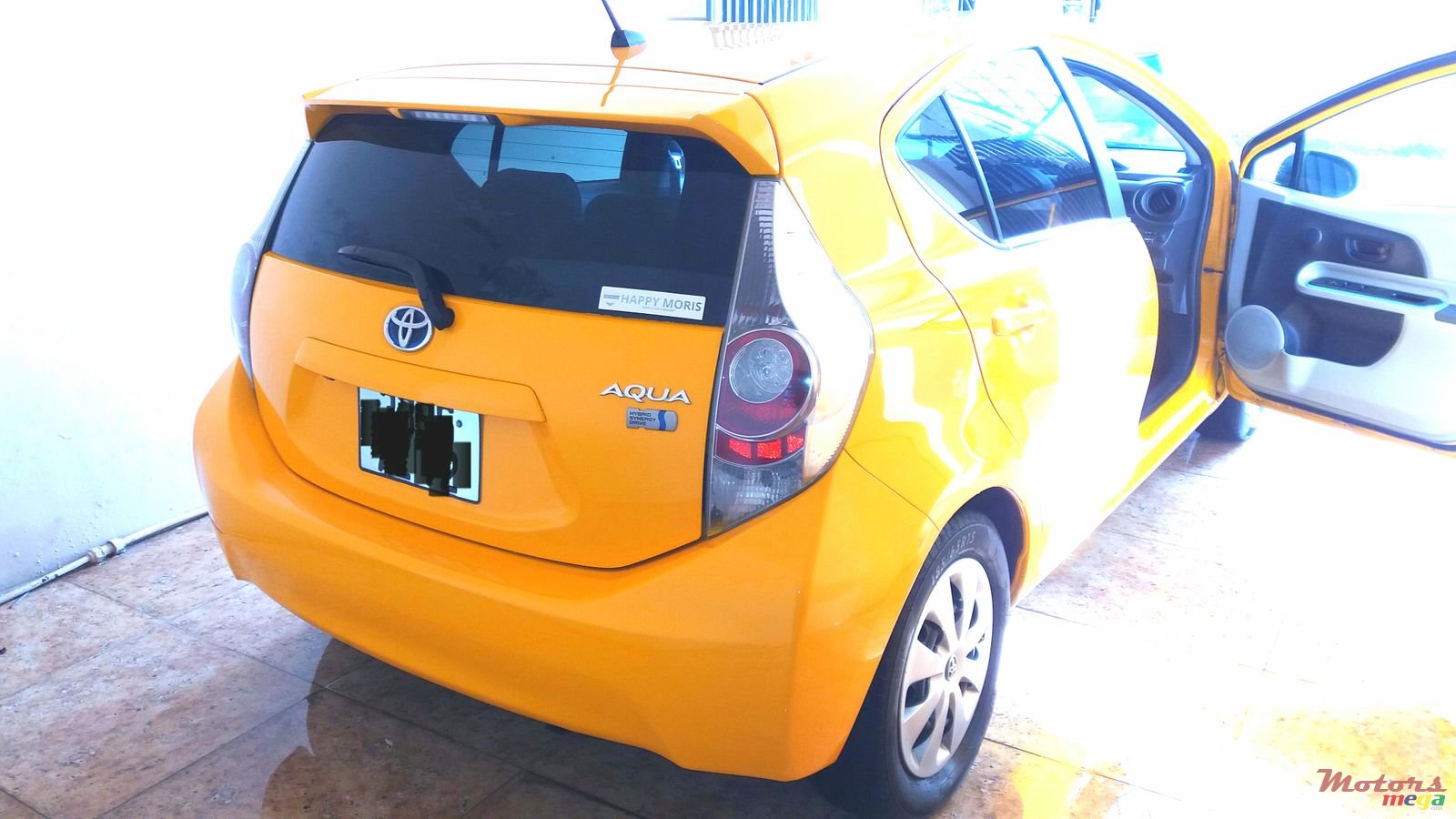 2012' Toyota Aqua two year warranty on battery photo #2