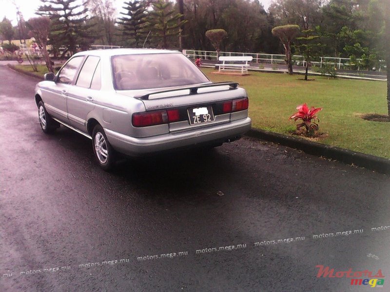 1992' Nissan Sunny moteur refaire e avk kit gaz photo #3