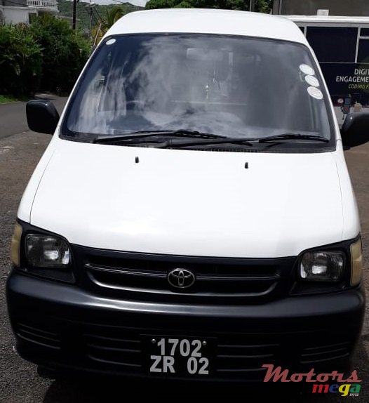 2002' Toyota Town Ace Goods Vehicle photo #1