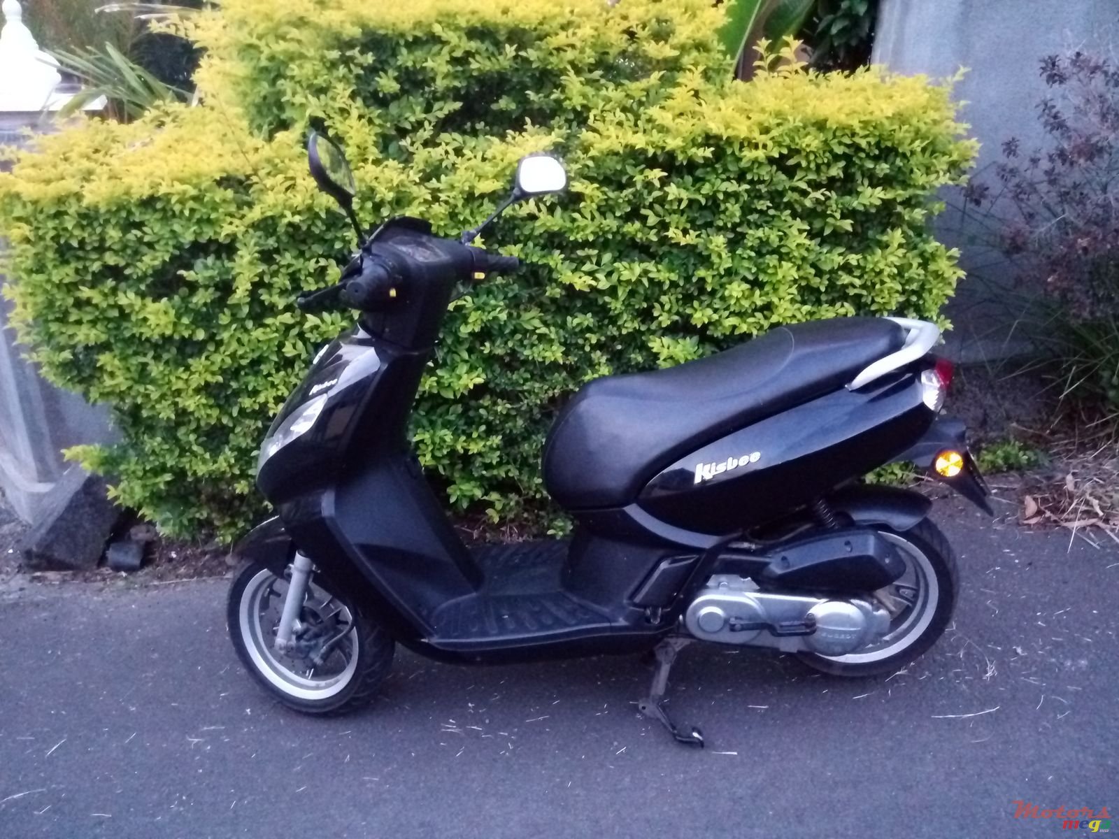 2011' Peugeot photo #1