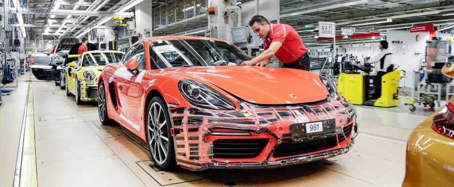 Porsche Employees Earn $11,000 Bonus After 2018 Record Year