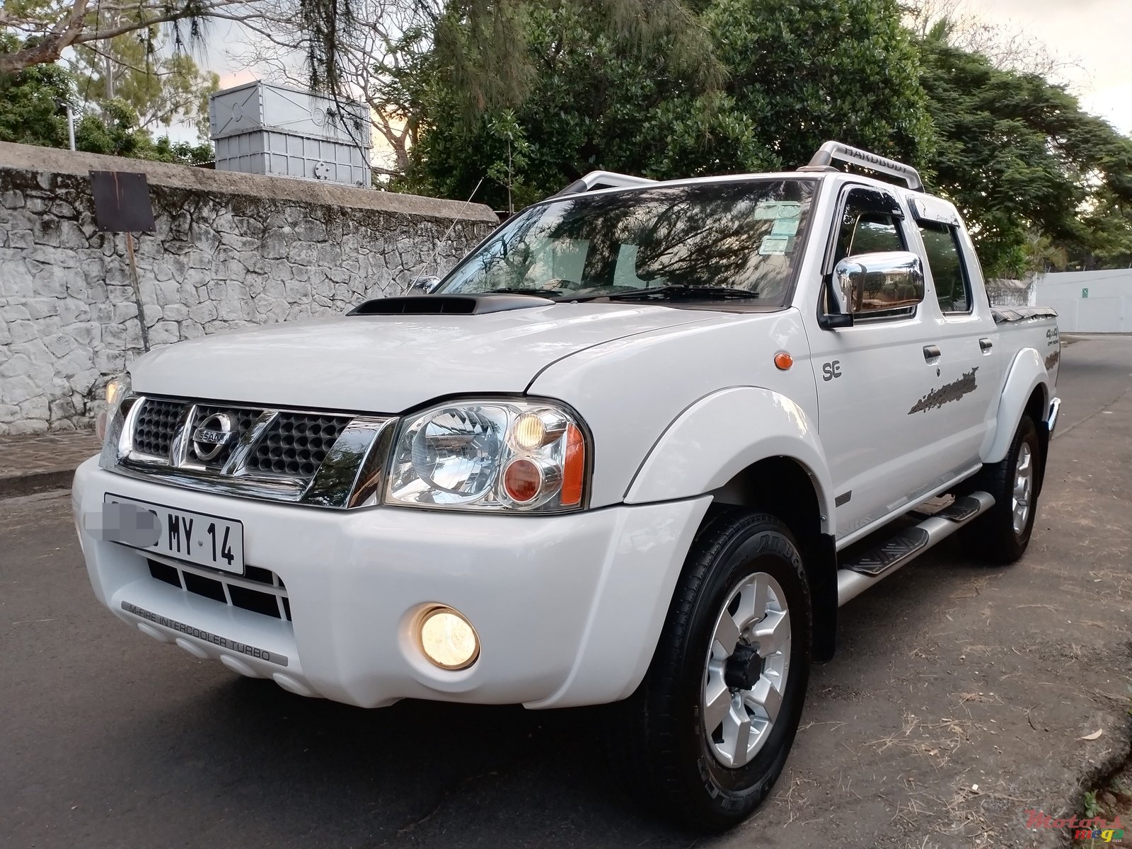 2014' Nissan photo #1