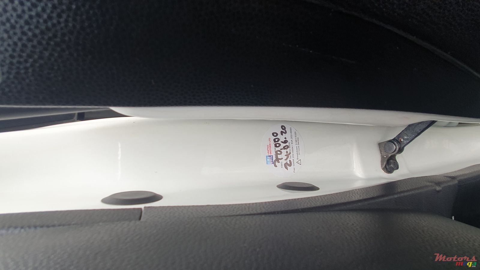 2017' Kia Picanto photo #2