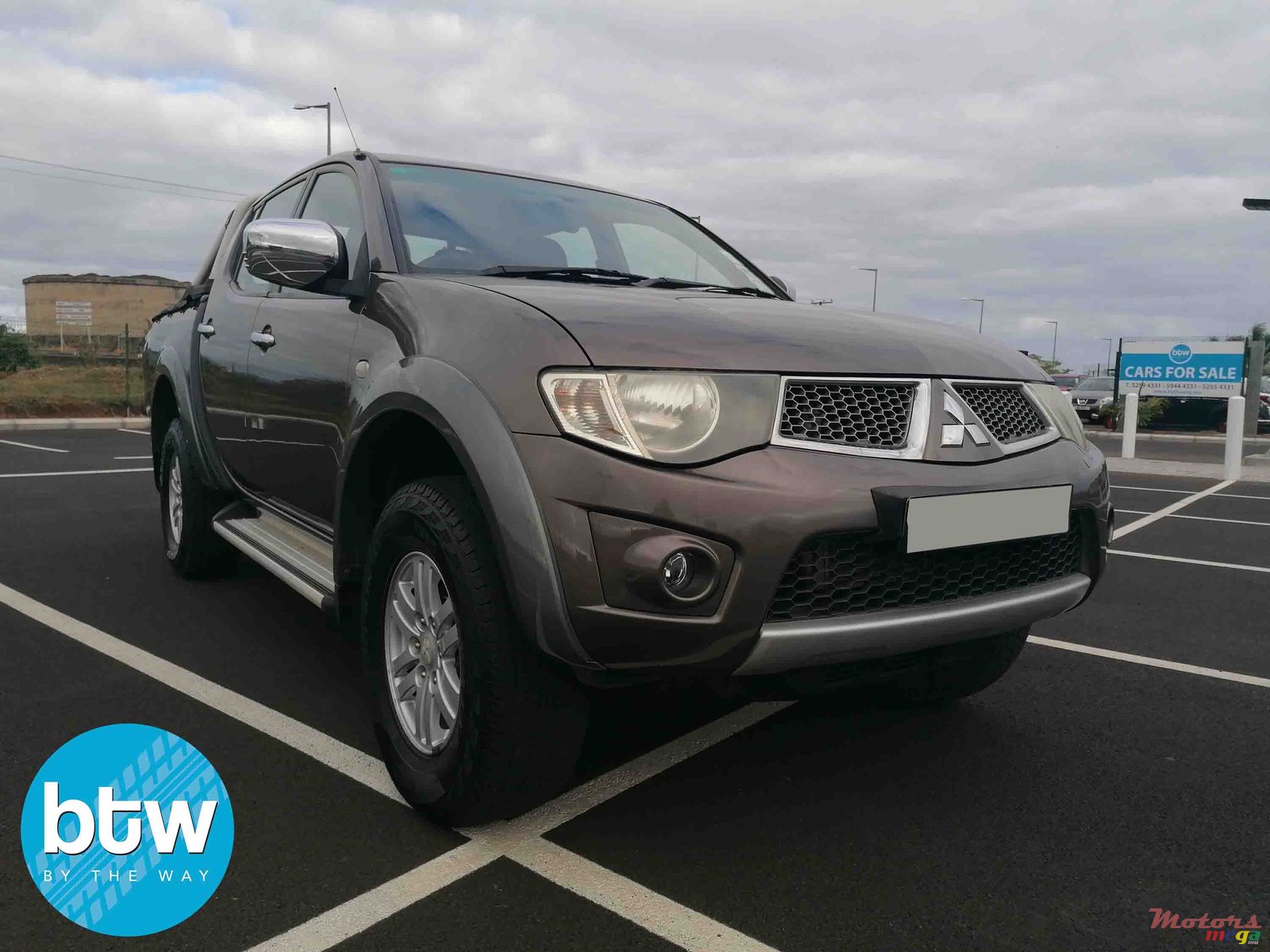 2011' Mitsubishi L 200 Sportero photo #1