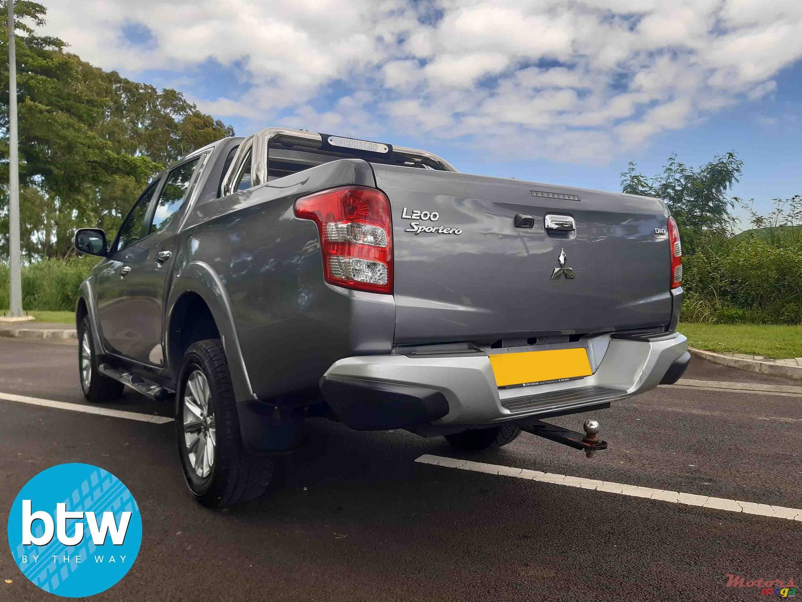 2016' Mitsubishi L 200 Sportero 176bhp photo #2