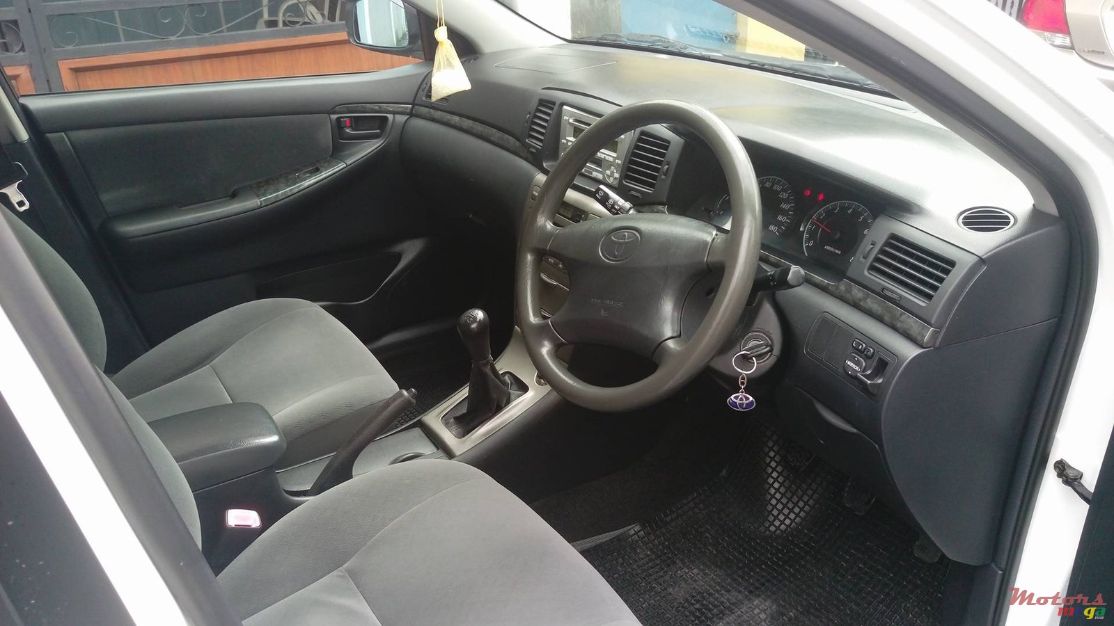 2005' Toyota Fileder G-Edition photo #5