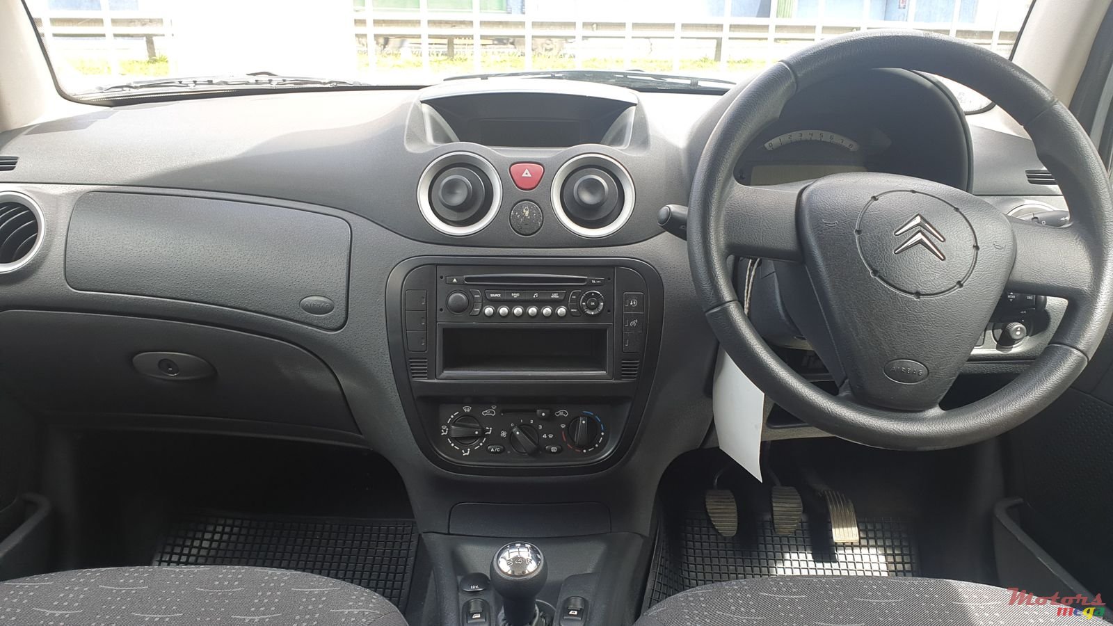 2007' Citroen C3 photo #3